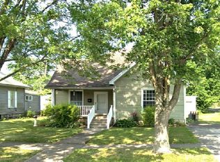 521 R St, Bedford, IN 47421