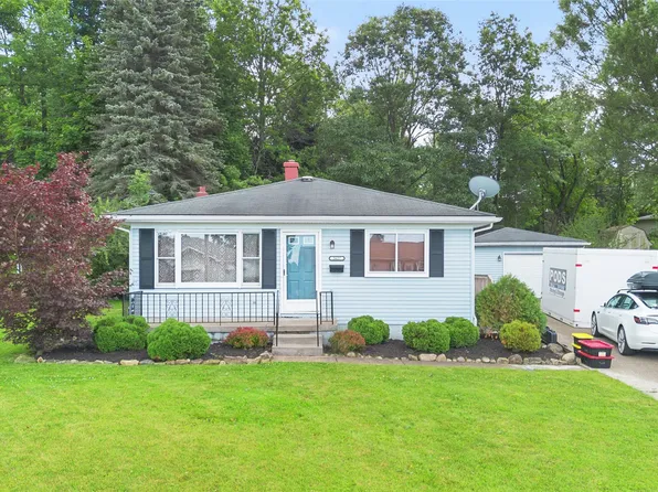 2627 E 44th St, Erie, PA 16510