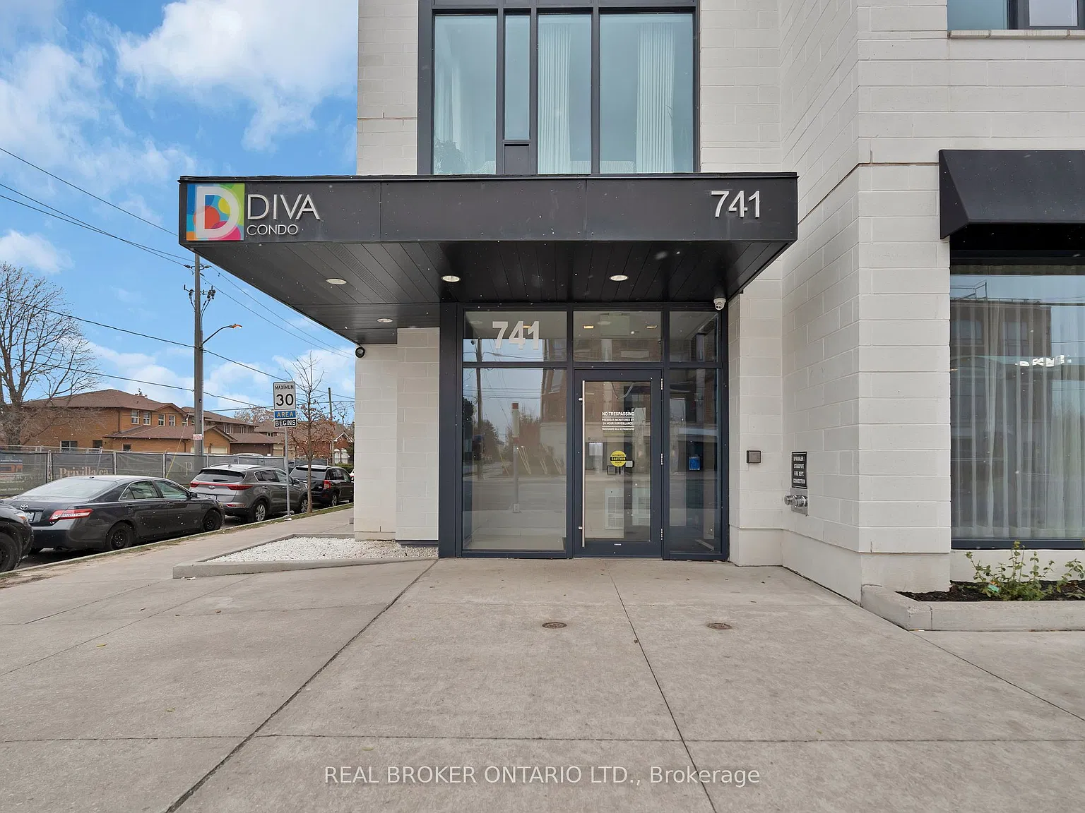 2 bed, $2,700 — Photo 2