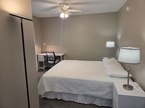 3rd image of 3477 S Oaklawn Cir #1
