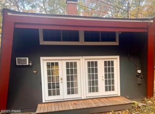 309 Snow Mass Rd, Henryville, PA 18332