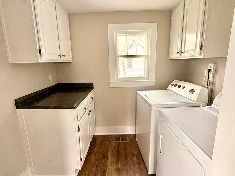 503 Church St — Photo 16