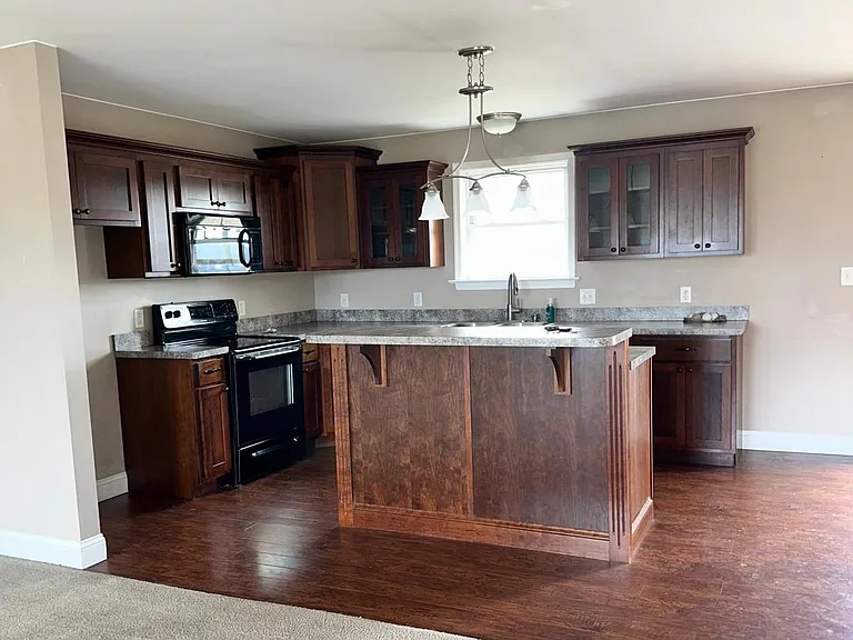 17 Victoria Ct — Photo 16