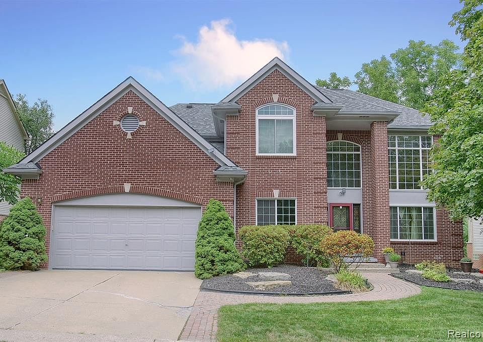 1st image of 23411 Mission Ln