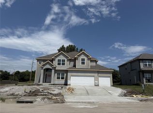 10500 N Wayne Ave, Kansas City, MO 64155