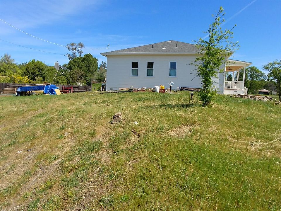 1st image of 18541 Mill St