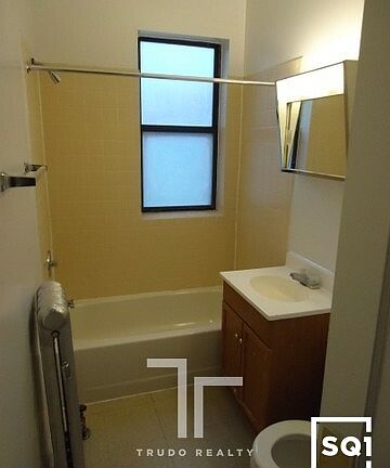 5th image of 1530 N Kedzie Ave #1532-3F