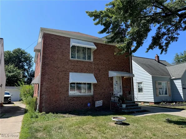 324 E 200th St, Euclid, OH 44119