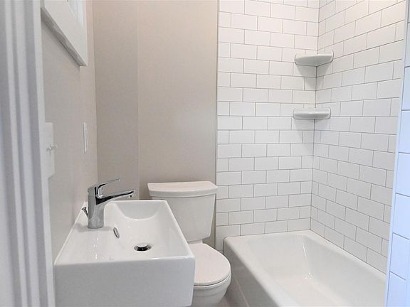 Fully renovated bath