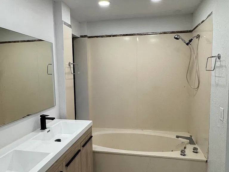 802 Saint Andrews Rd #15 — Photo 37