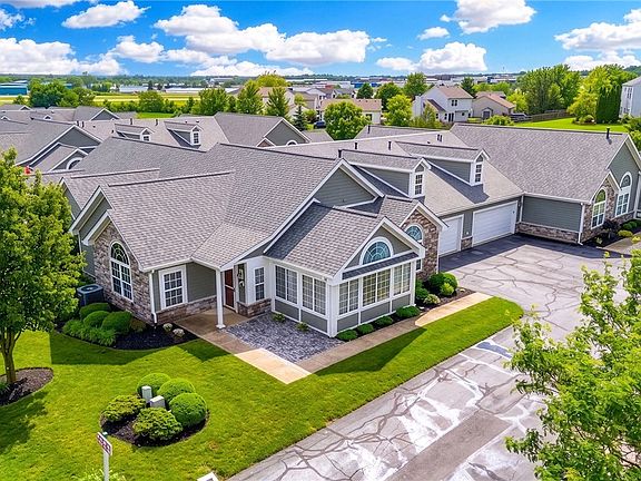 3rd image of 173 Abbey Dr