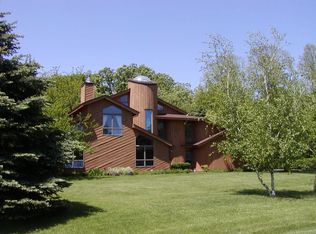 4N528 Whirlaway Dr, Elburn, IL 60119