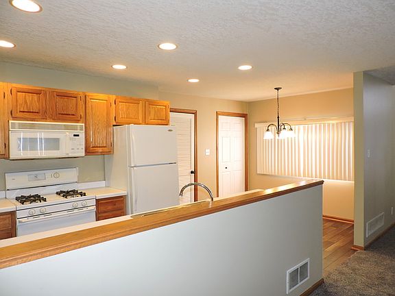 2nd image of 1526 Northfield Meadows Blvd APT 4