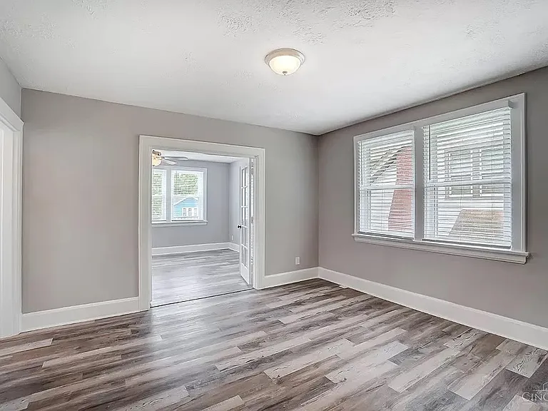 3479 Evanston Ave — Photo 20