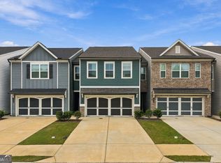 5313 Melbourne Ln, Flowery Branch, GA 30542