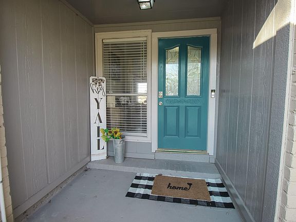 4th image of 3218 Wavecrest St