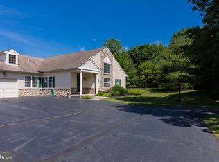 104 Arbour Ct, North Wales, PA 19454