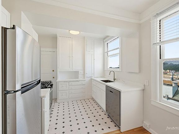 2nd image of 1346 16th Ave #12