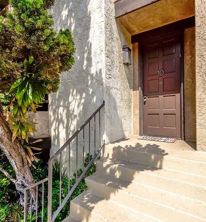 Private Front Entrance