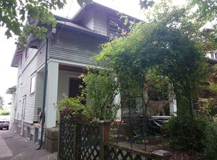 910 34th Ave, Seattle, WA 98122