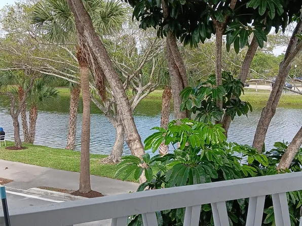 1450 NE 171st St APT 202B, North Miami Beach, FL 33162