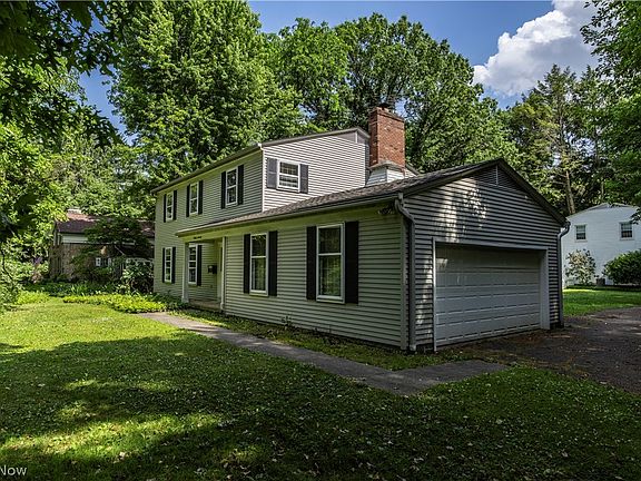 2nd image of 2070 White Pond Dr