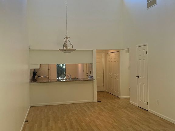 4th image of 700 140th Ave SE #756