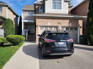 114 Porchlight Rd, Brampton, ON L6X4R8