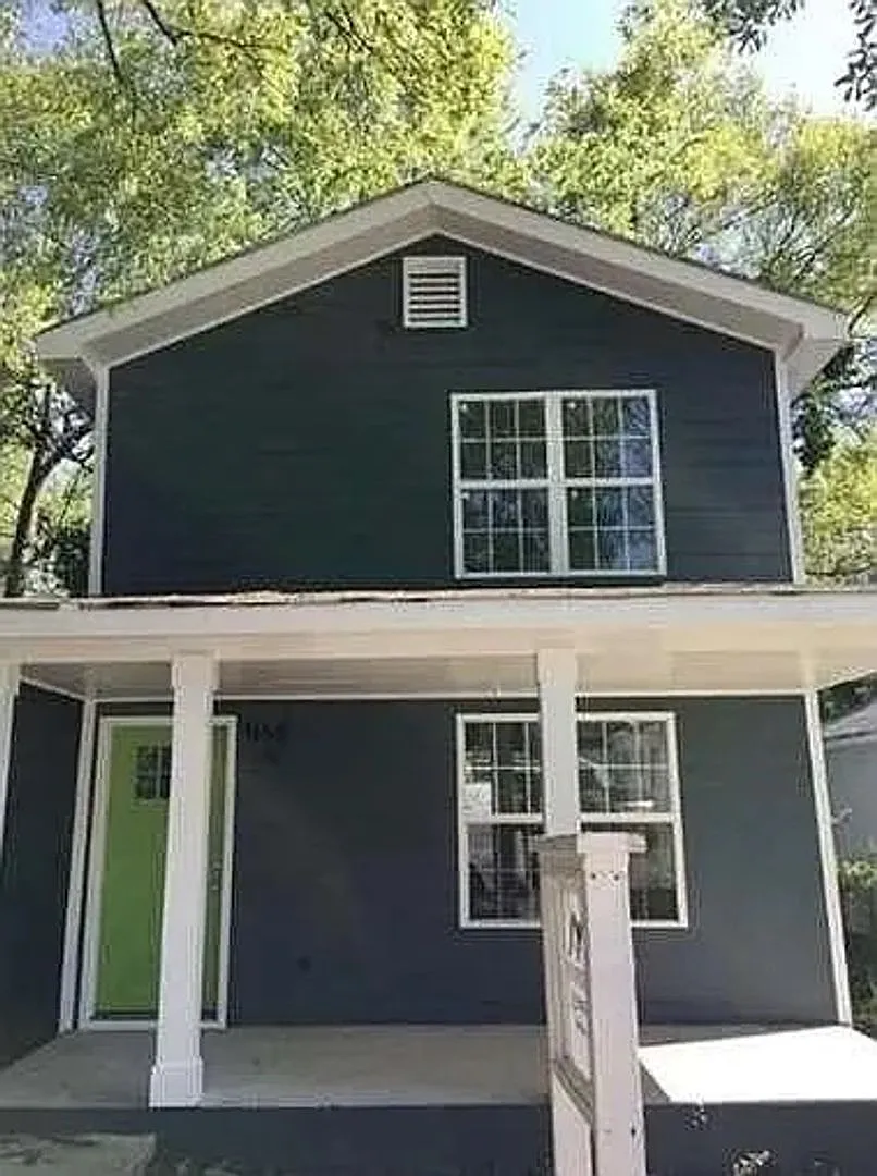 Room in 4 Bedroom Home in Atlanta — Photo 4