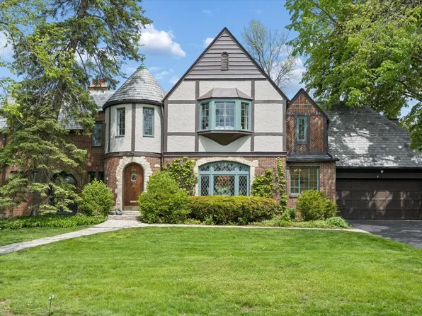 445 Sunset Ln, Glencoe, IL 60022