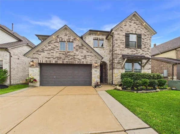 12535 Tamaron Dr, La Marque, TX 77568