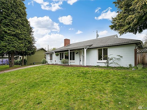 3rd image of 15517 10th Ave NE
