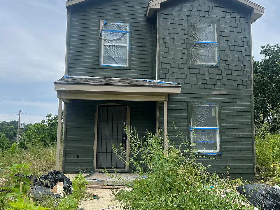 4024 Highland Ave