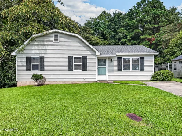 912 Laurel Lane, Jacksonville, NC 28546