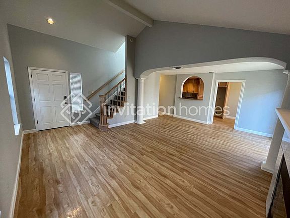 4th image of 4008 Eastwood Village Ln