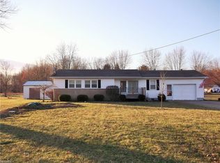 1045 N Leavitt Rd, Leavittsburg, OH 44430
