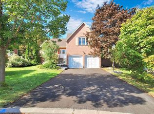 14 Laurwood Ct, Aurora, ON L4G 5C2