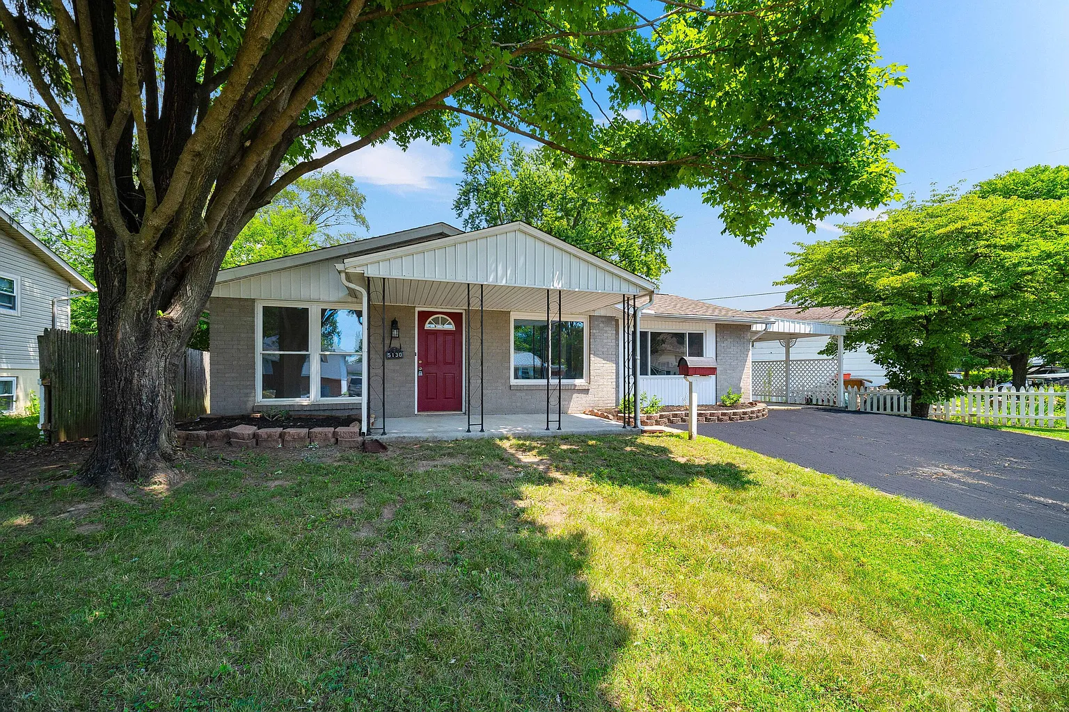 5130 Gunston Dr photo 1