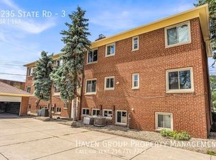 5235 State Rd APT 3, Cleveland, OH 44134