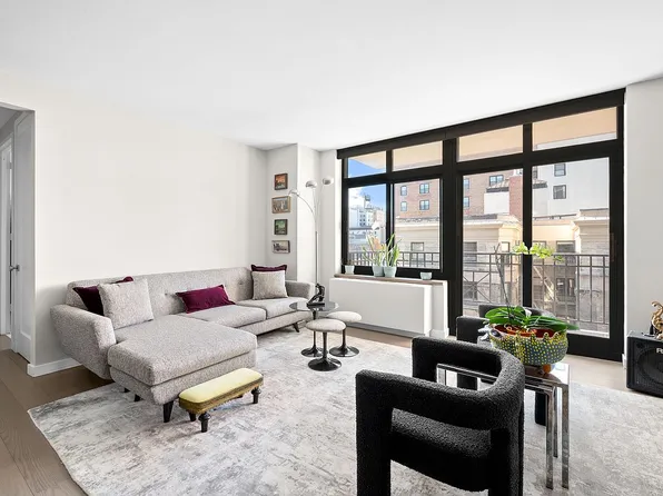 222 Riverside Dr #10D, New York, NY 10025