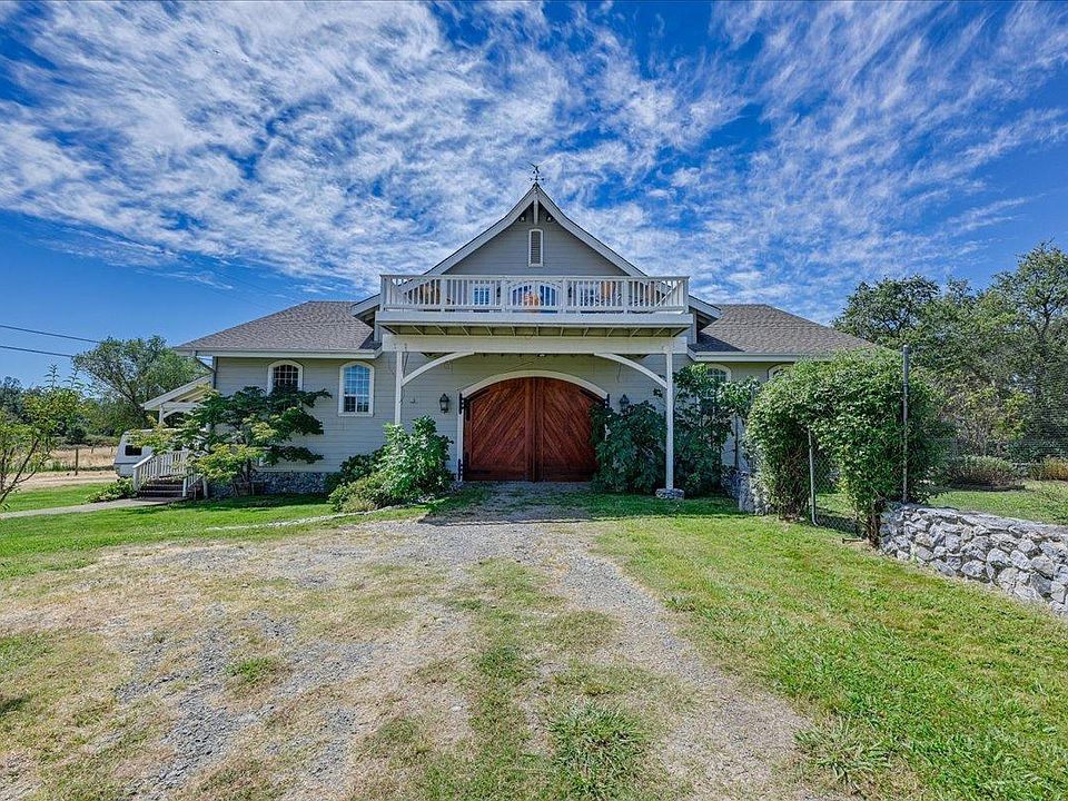 1st image of 13380 Lake Valley Dr