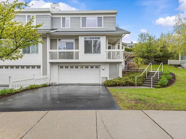 73 Park Road, South Burlington, VT 05403