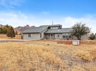 11855 Starfly Rd, Las Cruces, NM 88011