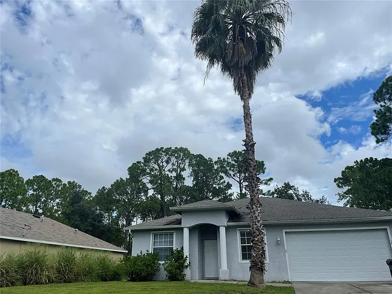 1818 Governor Ave — Photo 1