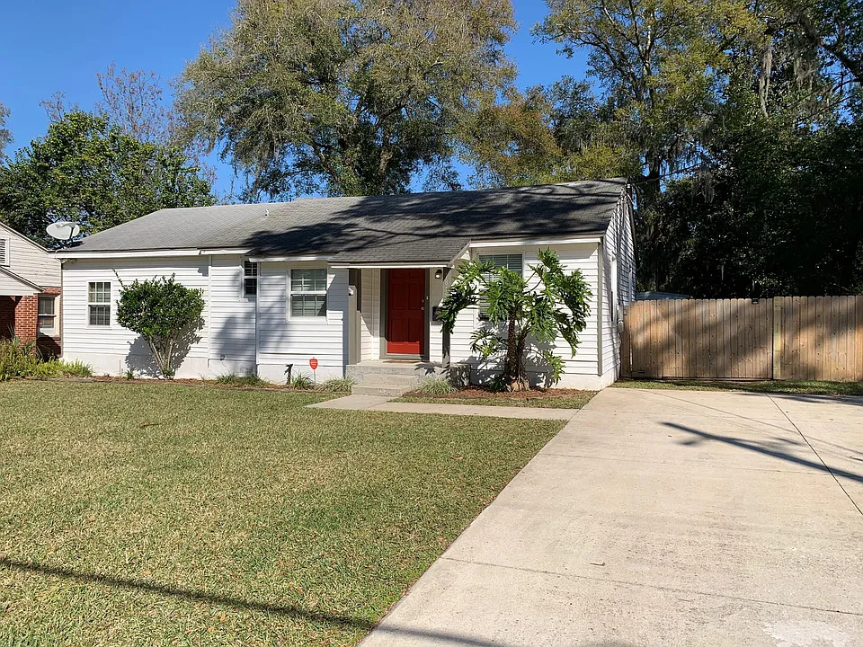 1815 Bartram Rd