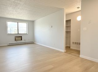 3503 Sandwich St #202, Windsor, ON N9C 1B6