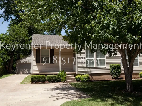 929 E 37th Pl, Tulsa, OK 74105