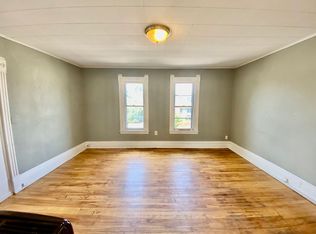 331 14th Ave NE UPPR 2, Minneapolis, MN 55413