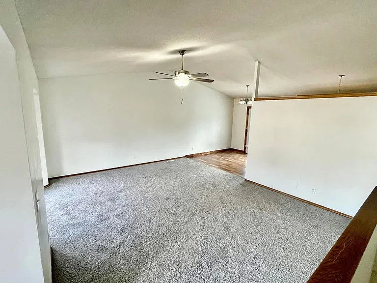 2710 S Yellowstone St — Photo 21