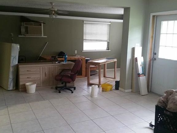 3rd image of 108 Ramona Cir